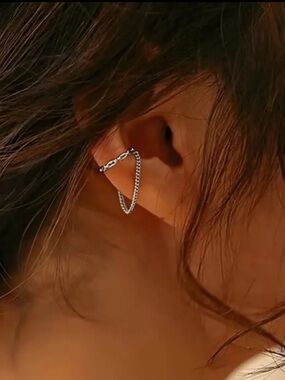 Minimalist Silver Double Chain Ear Cuff - Women's Jewelry